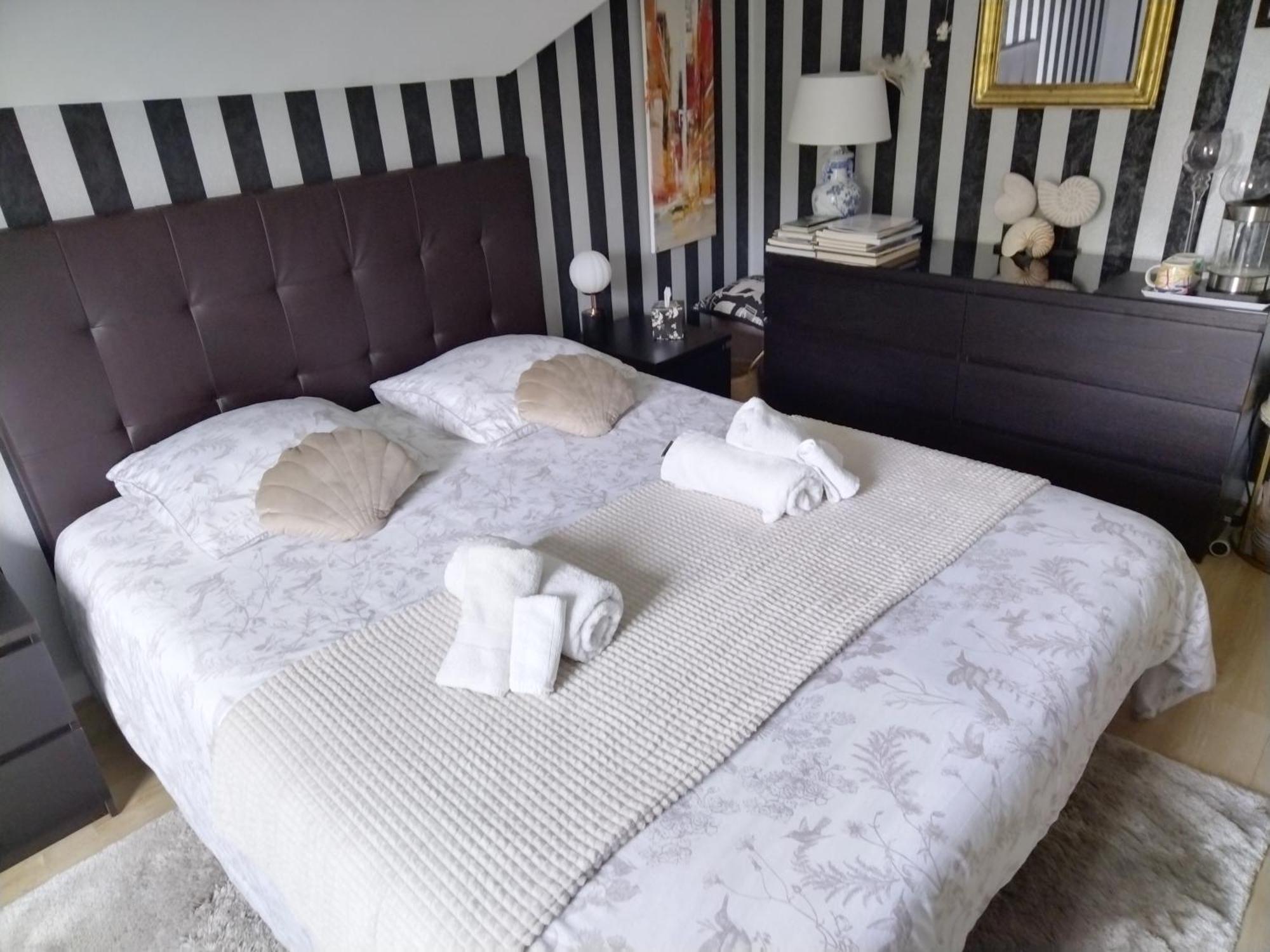 Bed and Breakfast Chez Helene Сен-Кулом Екстер'єр фото