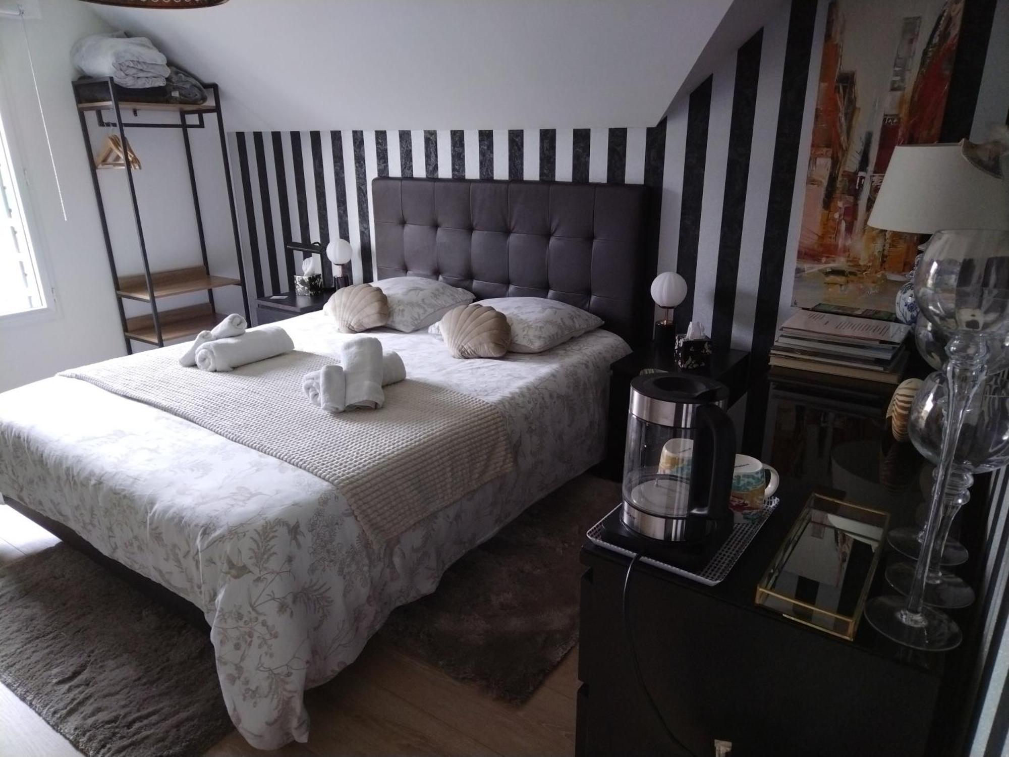 Bed and Breakfast Chez Helene Сен-Кулом Екстер'єр фото